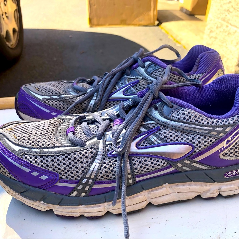 Brooks Purple and Gray Men's Sneakers